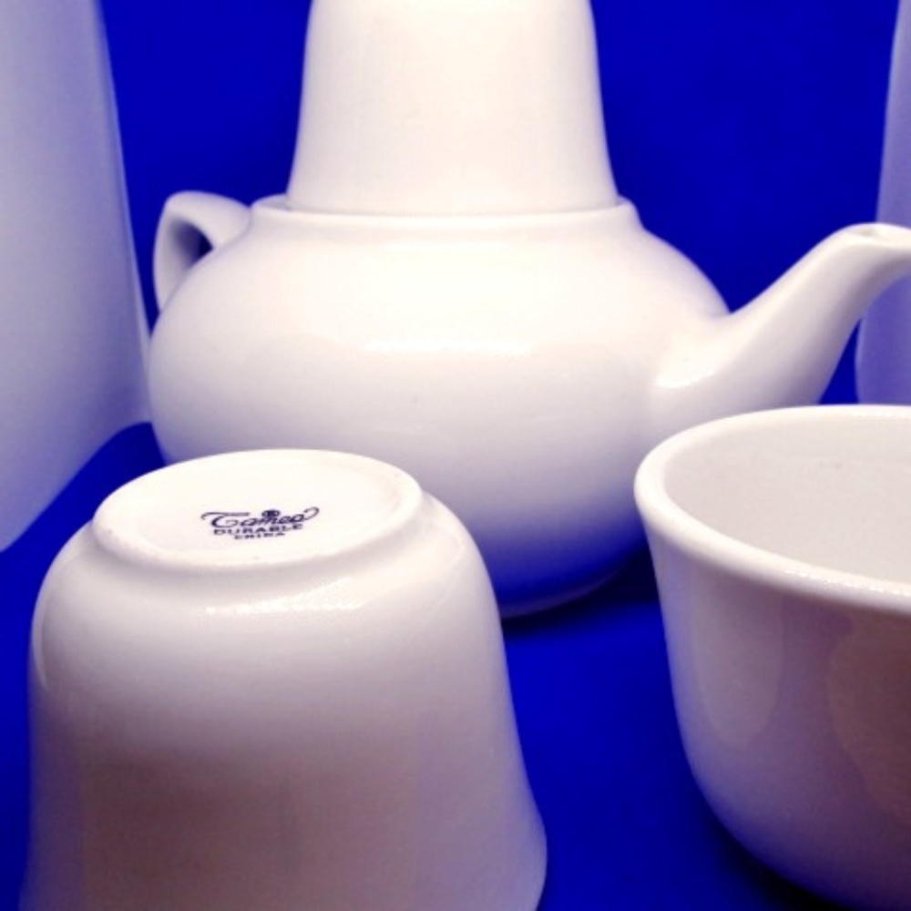 CHINA* tea service for four.
